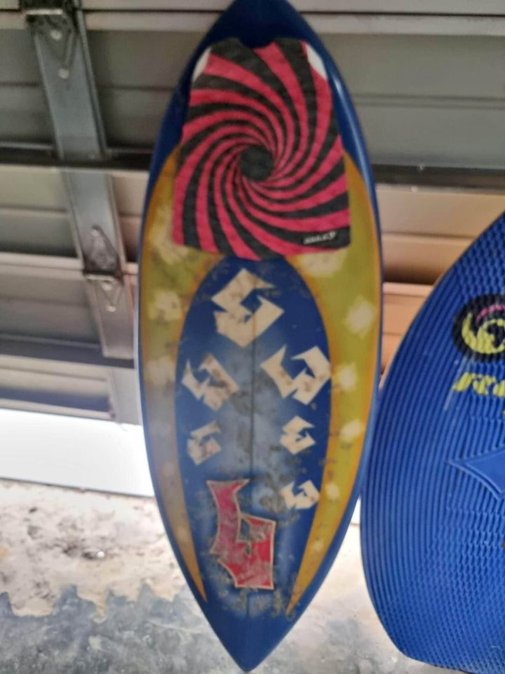 Reef Fibreglass Board , Size 127 x 44cm