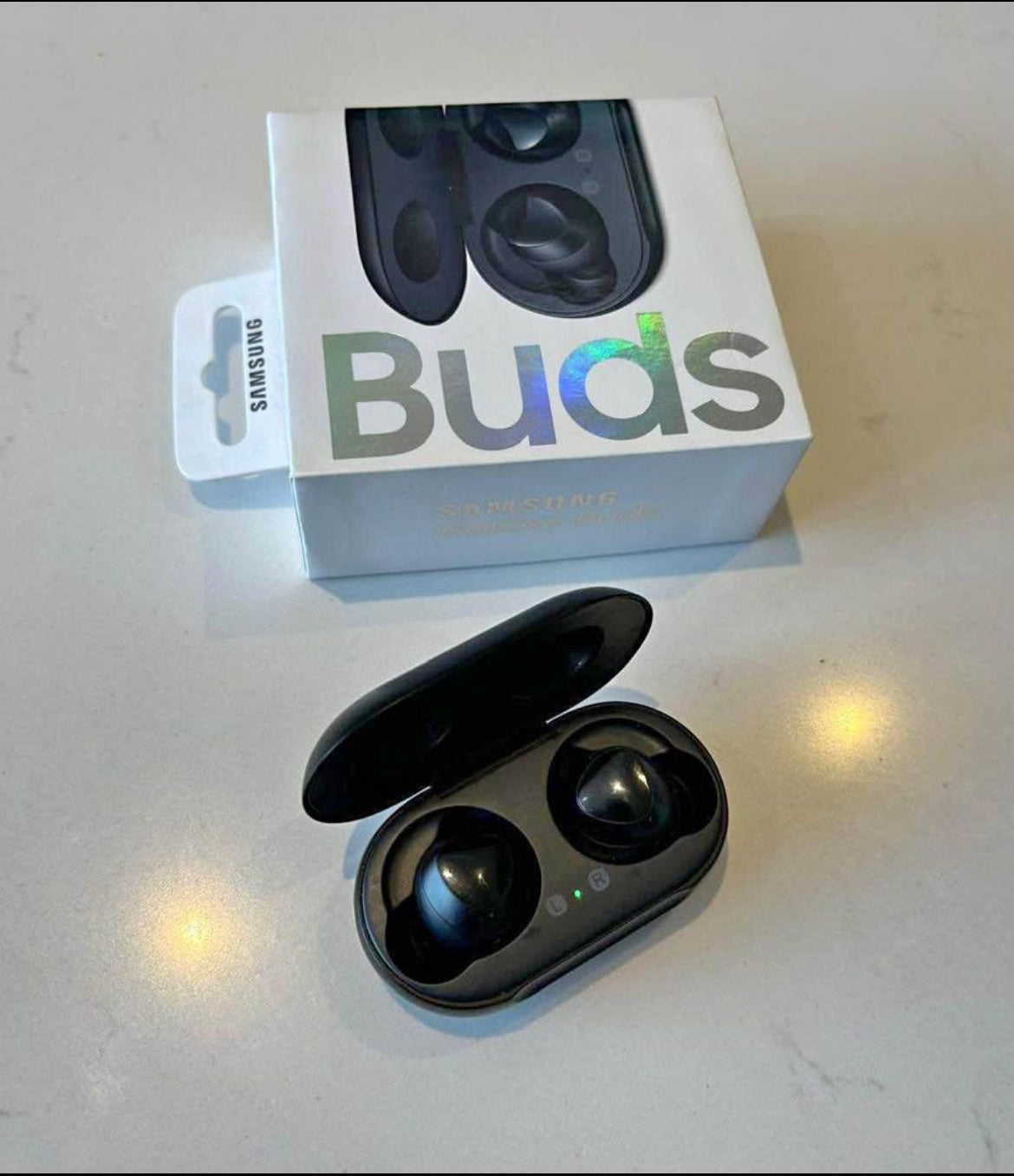 Samsung galaxy wireless ear buds - like new